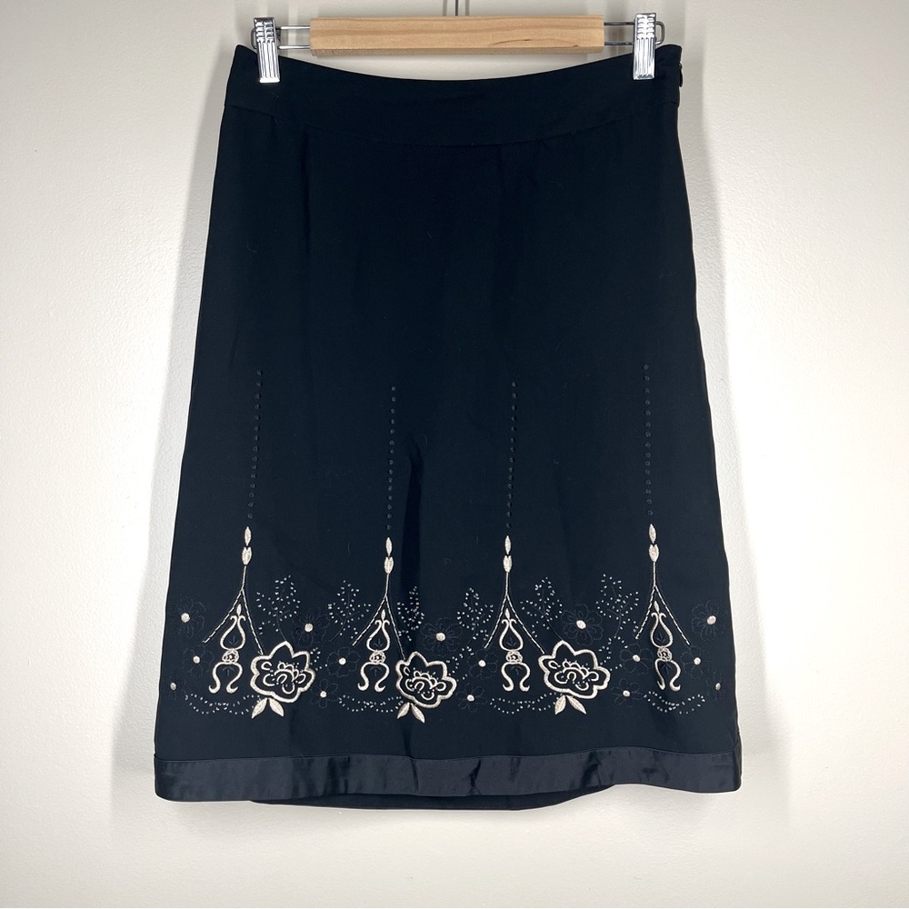 Ann Taylor Loft Black & Gold Embroidered A Line Skirt Size 4